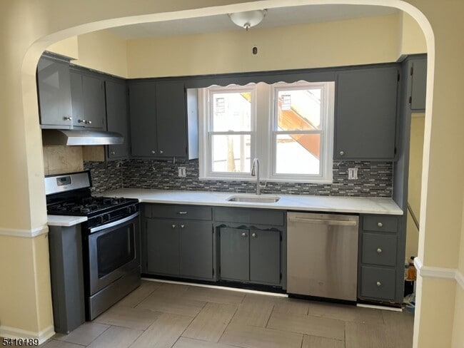 Photo - 74 Jefferson Pl