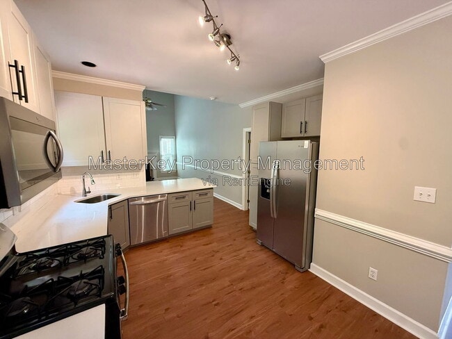 Photo - 701 Cricketfield Ln