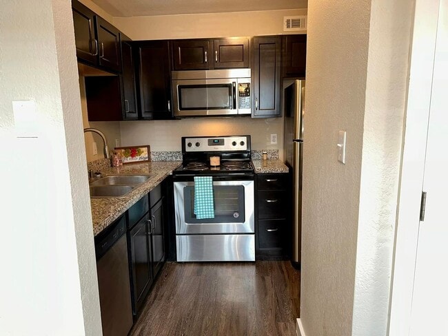 Photo - Residences at Lakeshore