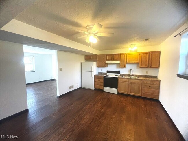 Photo - 346 Township Rd Apartment Unit B