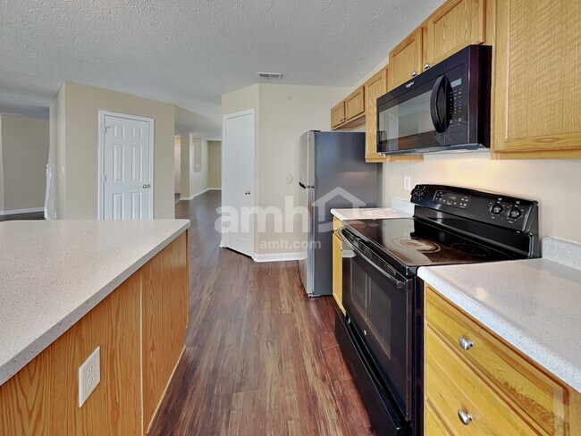 Photo - 10429 Secretariat Dr