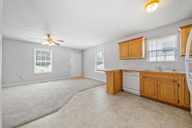 86 Hanna Dr Unit A