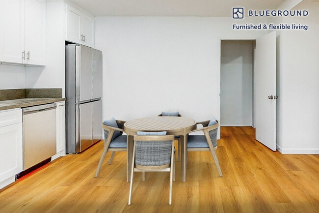 Photo - 7949 Romaine St Unit ID6679A