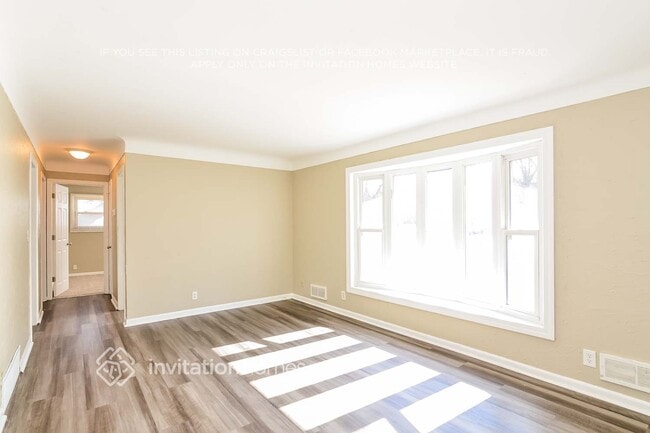 Photo - 2110 2nd St S