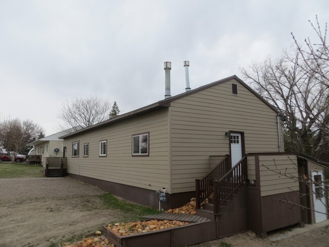 Photo - 923 4th St SW Unit 923