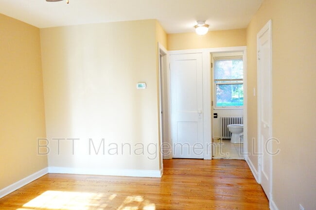 Photo - 8400 Greenwood Ave Unit #2