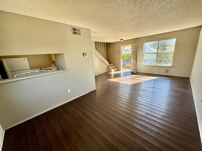 5113 Sierra St Unidad 3