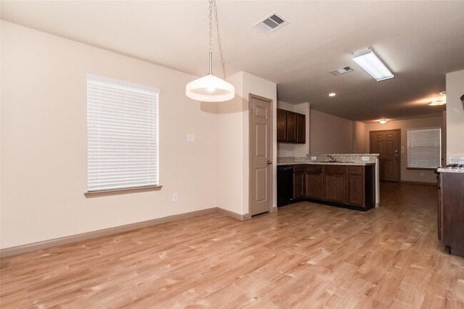 Photo - 5807 Long Arbor Ln
