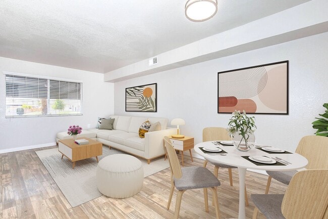 Photo - Palm Desert Apartments