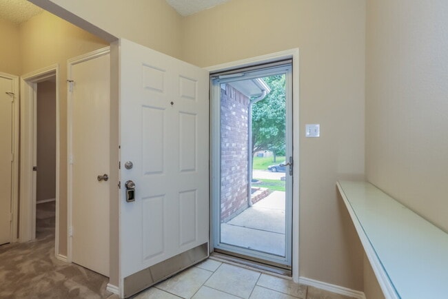 Photo - 6416 Freshwater Ln