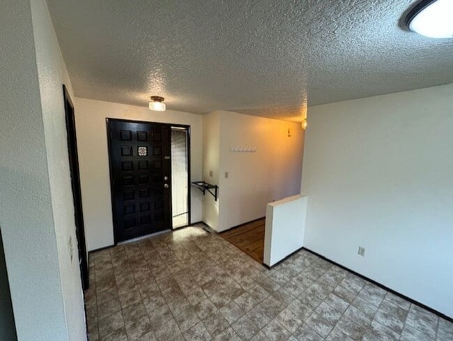 Photo - 427-4204-6 Evergreen Unit 4204