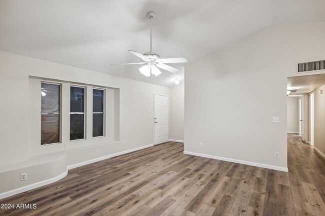 Photo - 5644 S 41st Pl