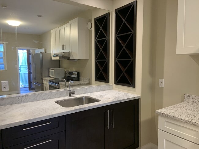 Photo - 6841 Burns St