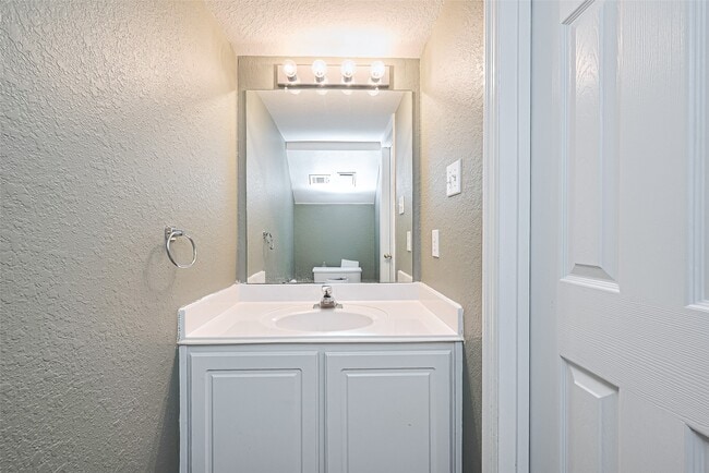 Photo - 18 W Greenhill Terrace Pl