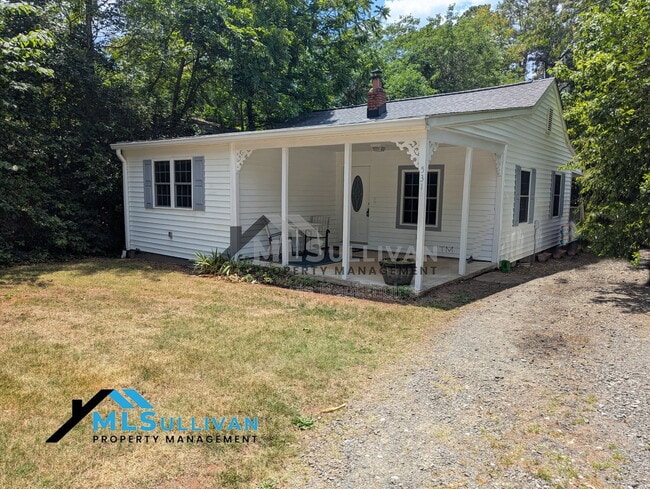 Building Photo - 531 Lakeshore Dr