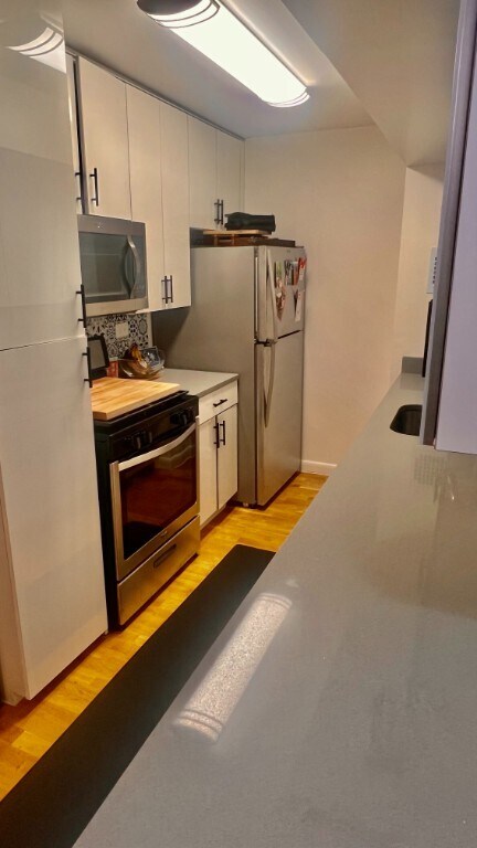 Photo - 2 S End Ave Unidad 3C