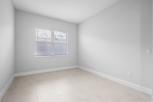 Photo - 14192 Lacebark Ln