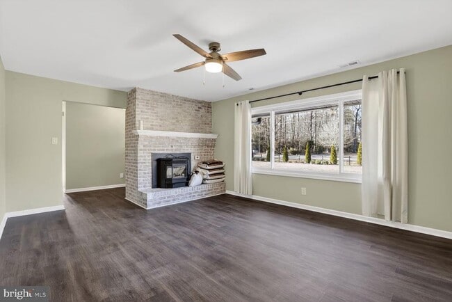 Photo - 10160 Dahlgren Rd