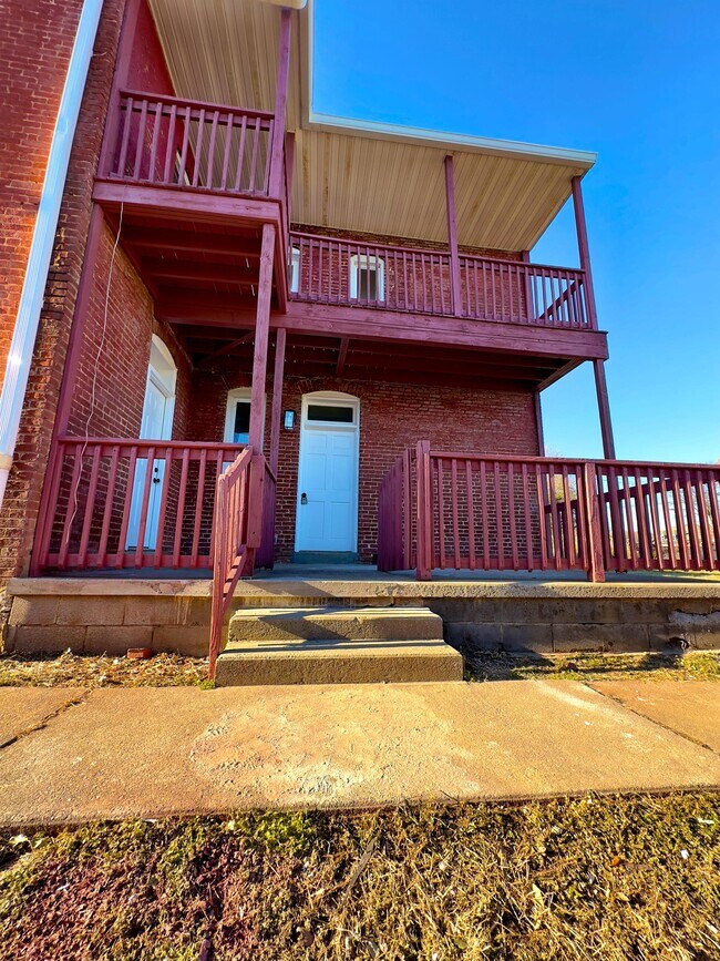 Photo - 48 Wayside Ave