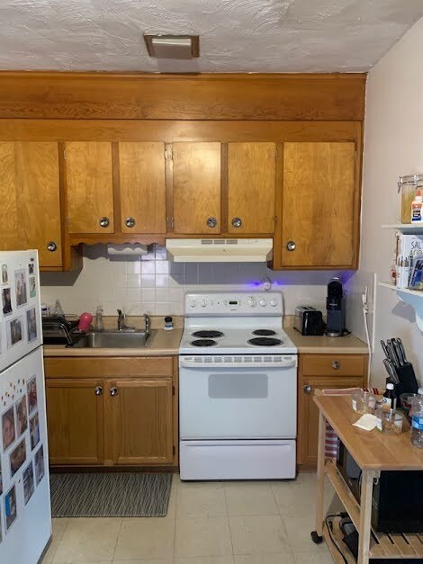 Photo - 264 Aspinwall Ave Unit 4