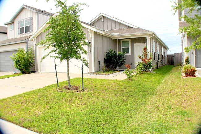 Building Photo - 6327 Ballard Brook Ln