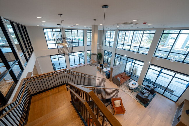 Photo - James Run Apartments