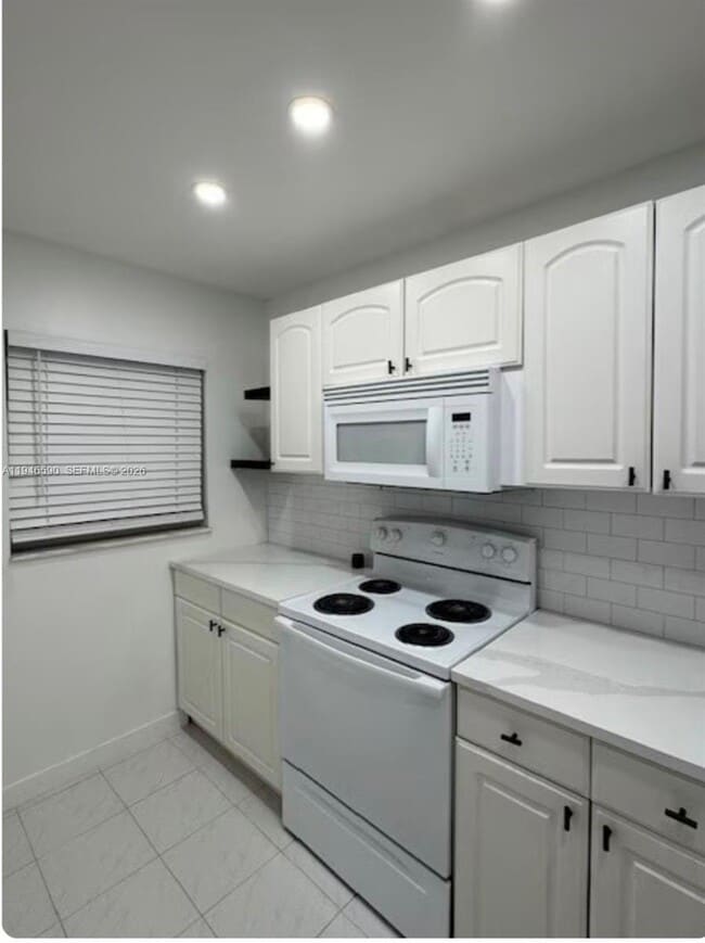 Photo - 9460 Poinciana Pl Unit 405