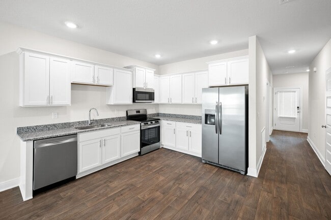 Photo - BRAND NEW HOME IN MAGNOLIA PINES!!!