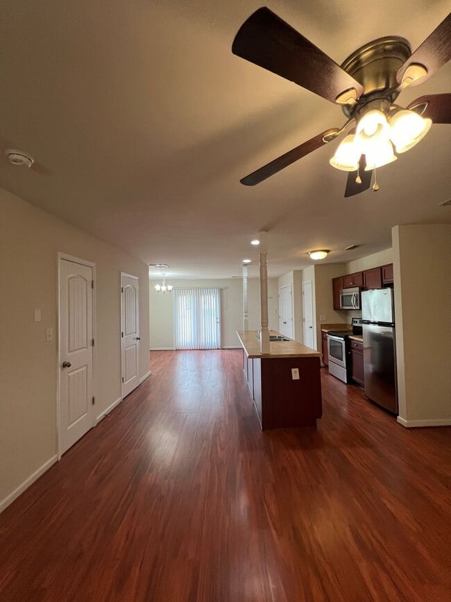 Photo - 1111 Tabb Ave