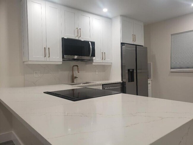 Photo - 829 Camino Rd Unidad 2050