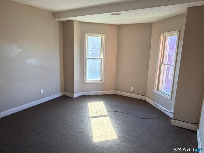 Photo - 51 Seyms St Unit 2