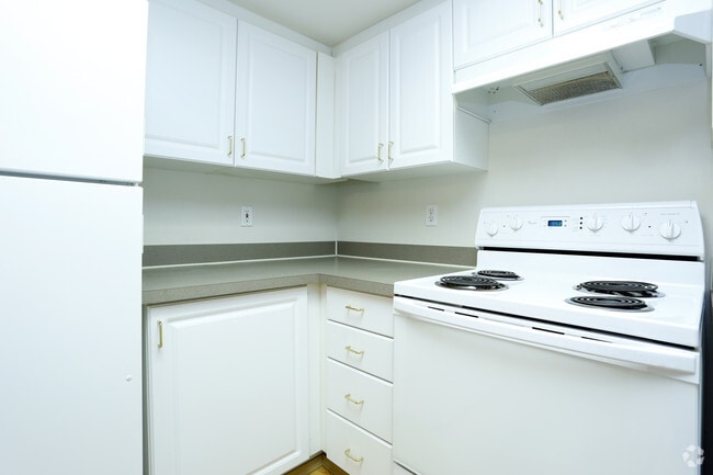 Photo - Heritage Square Apartments