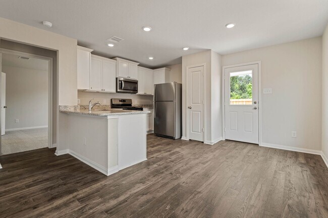 Photo - 372 Fastboy Ln