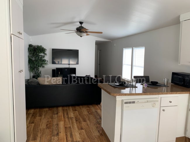 Photo - 5821 SW 63rd Place Rd