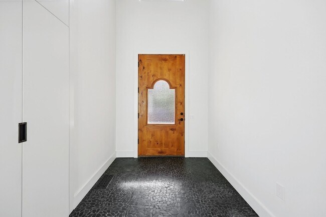 Photo - 8635 San Leandro Dr