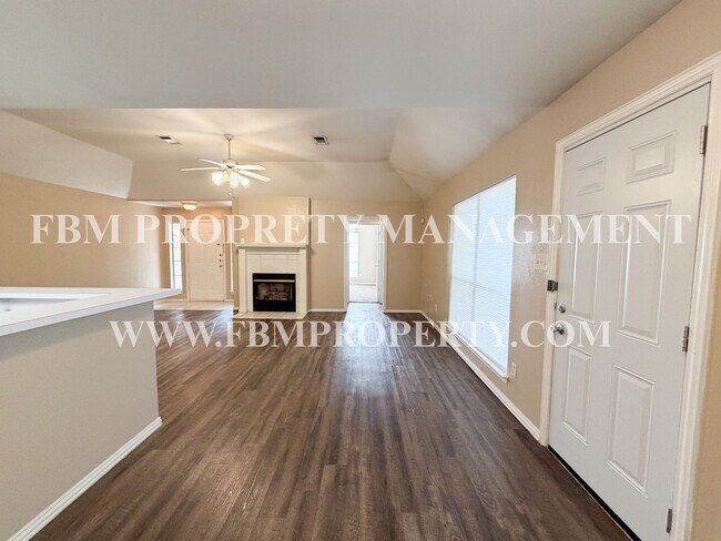 Photo - 19 Country Club Pl Unit 19