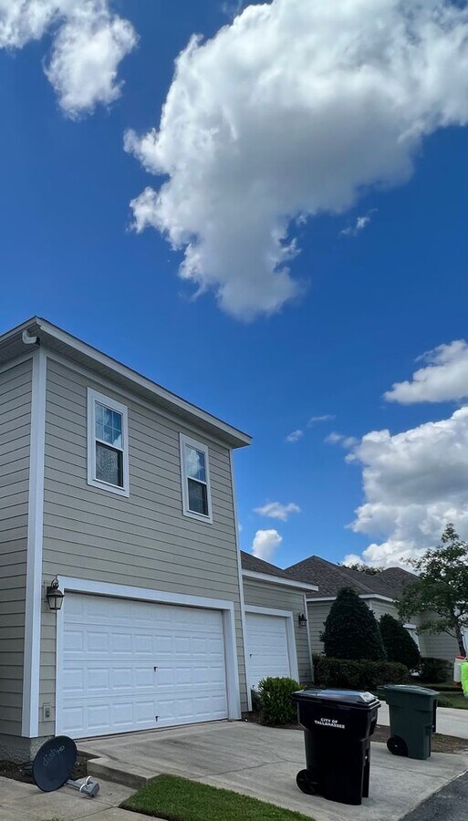 SOUTHWOOD - Studio Apartment - Utilities I... - SOUTHWOOD - Studio Apartment - Utilities I...