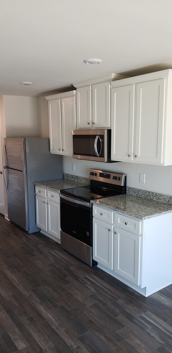 Photo - 4600 Hazelburn Dr