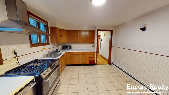 Photo - 5 Oswald St Unit #1