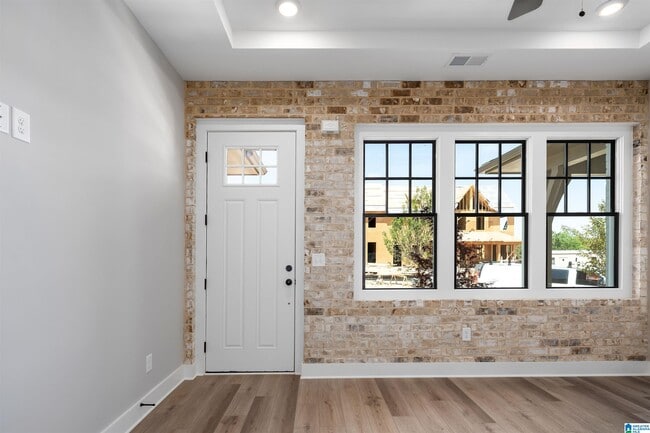 Photo - 1109 Windsor Sq