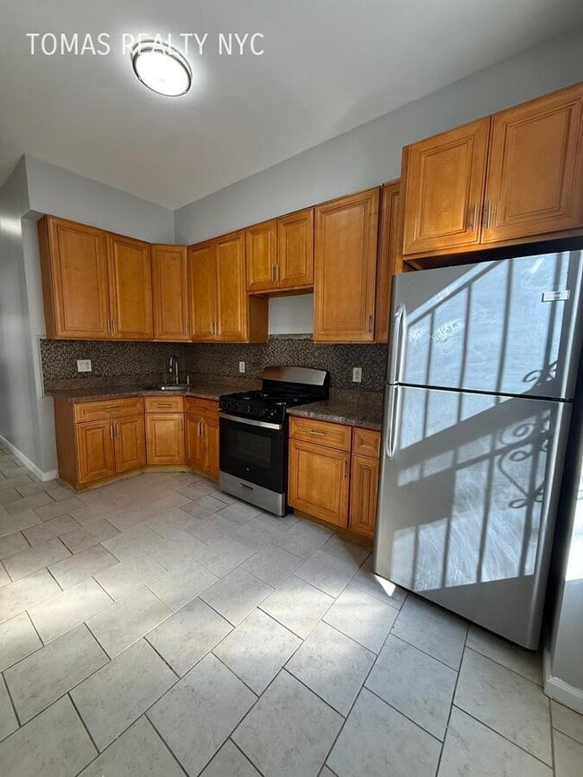 Photo - 2106 Arthur Ave