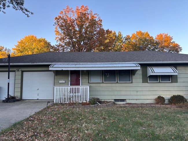 Photo - 12500 E 53 St