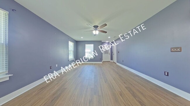 Photo - 816 W Walnut Ave