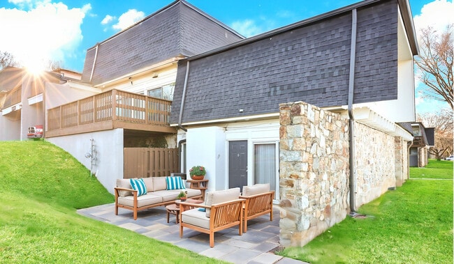 Photo - Hills at Kenilworth