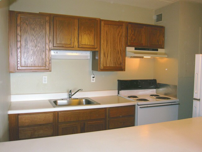 Pond Run Housing (62+)
