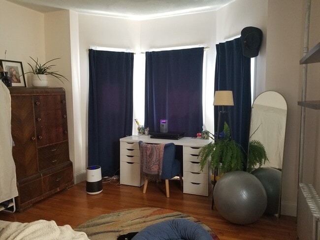 Photo - 188 Boylston St Unit 1