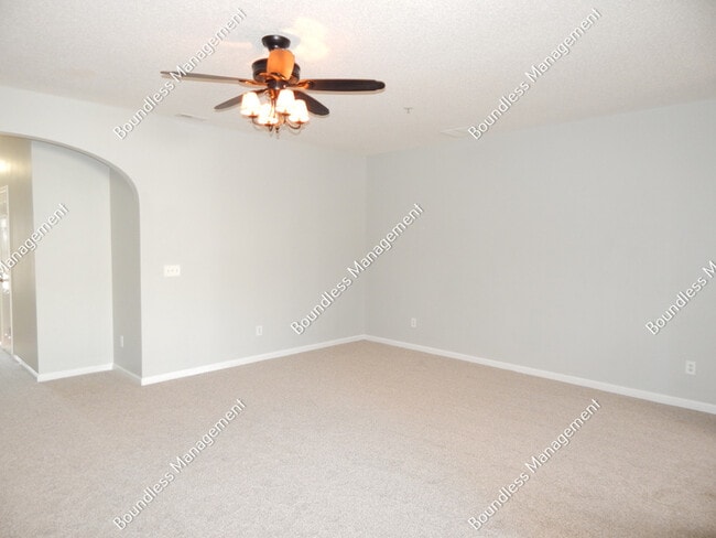 Photo - 353 Azalea Cir