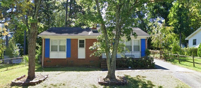 Updated pics to follow! - 312 Lawndale Ave House