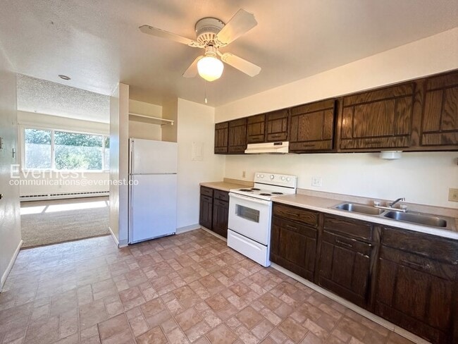 Photo - 1075 Magnolia St Unidad 3