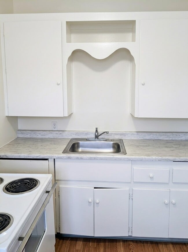 2016 W Broadway Ave Unit 1
